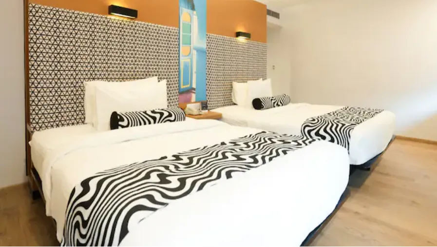 Classic with Twin Bed